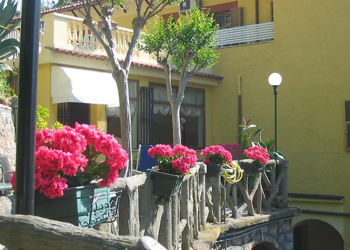 San Nicola アラッシオ