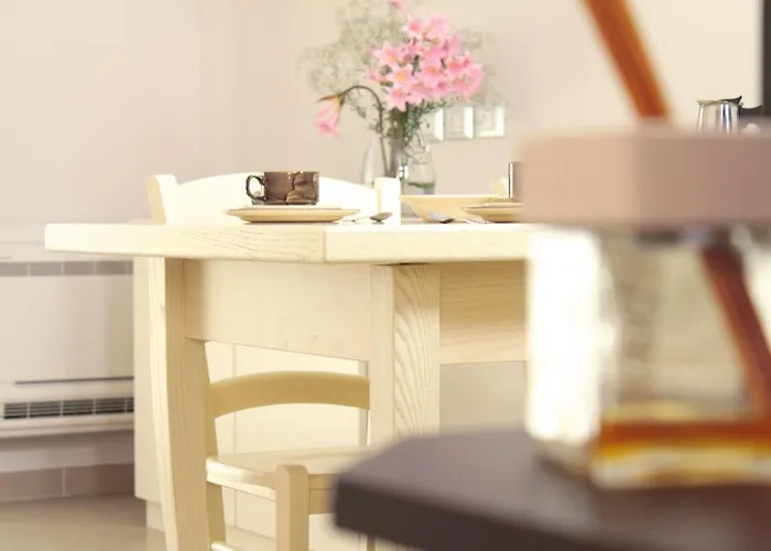 アパートホテル San Nicola アラッシオ